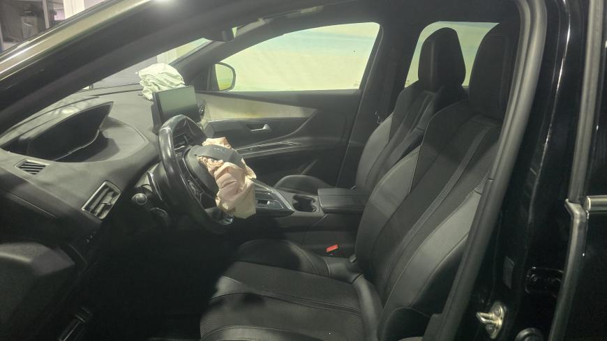 Peugeot 3008 1.6 Hybrid  - Auto Cabomonte Compra e Venda de Salvados