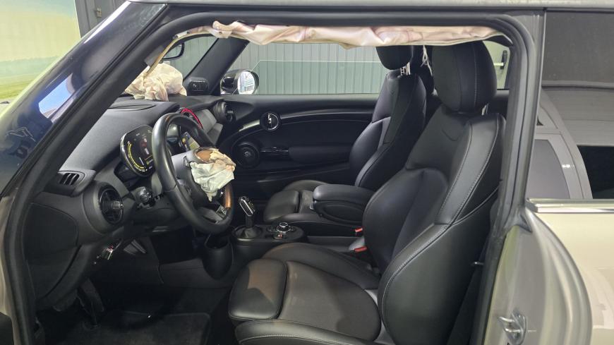 Mini Cooper SE Eletric - Auto Cabomonte Compra e Venda de Salvados
