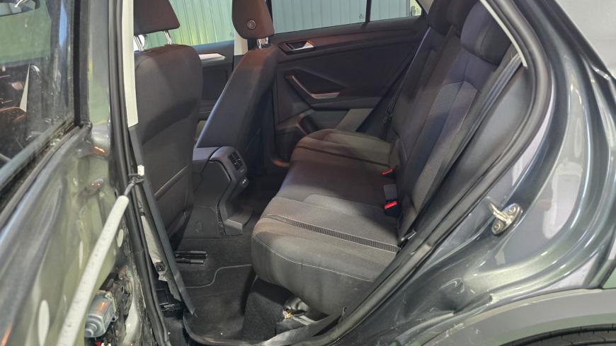 Volkswagen T-Roc 1.0 TSI - Auto Cabomonte Compra e Venda de Salvados