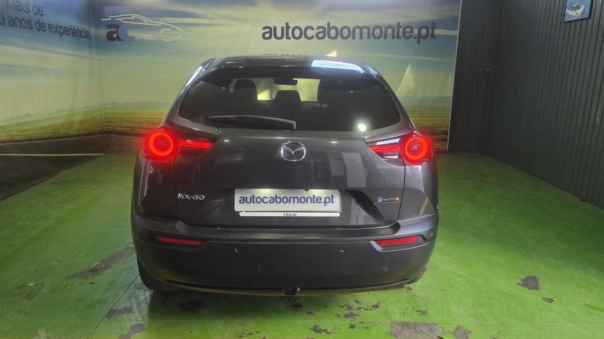 Mazda MX-30 E-Skyactive Plug-in - Auto Cabomonte Compra e Venda de Salvados