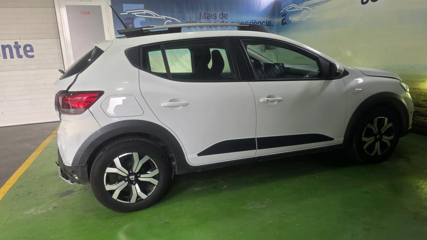 Dacia Sandero Stepway 1.0 TCE - Auto Cabomonte Compra e Venda de Salvados