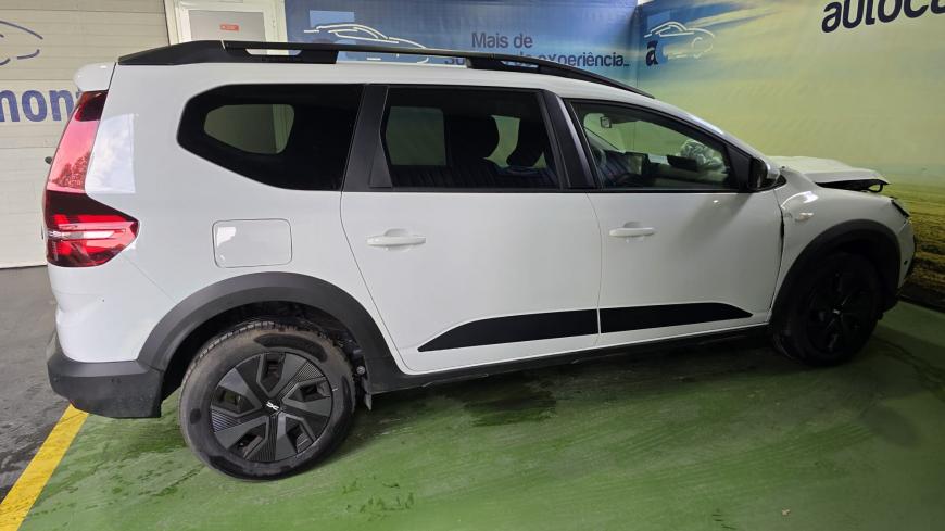 Dacia Jogger 1.0  Bi-Fuel 7 lugares - Auto Cabomonte Compra e Venda de Salvados