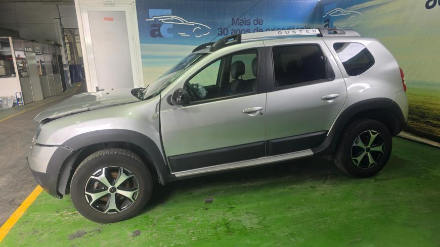 Dacia Duster - Auto Cabomonte Compra e Venda de Salvados