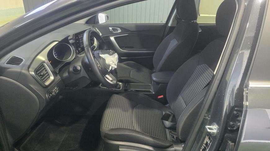 Kia Xceed 1.0 T-GDI Dynamic - Auto Cabomonte Compra e Venda de Salvados