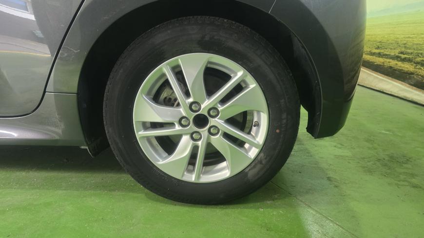 Toyota Yaris 1.5 HDF  - Auto Cabomonte Compra e Venda de Salvados