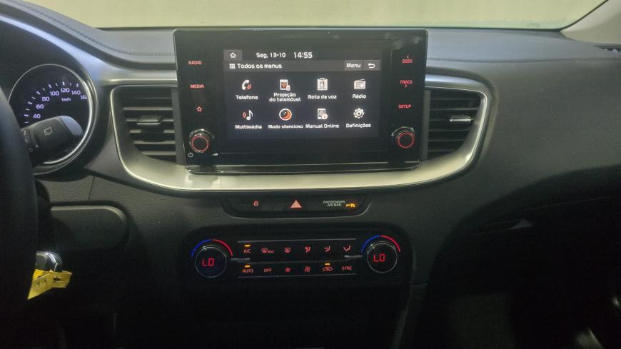 Kia Xceed 1.0 T-GDI Dynamic - Auto Cabomonte Compra e Venda de Salvados