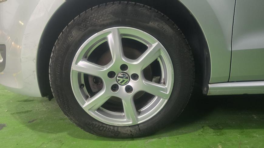 Volkswagen Polo 1.2  - Auto Cabomonte Compra e Venda de Salvados
