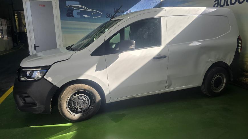 Renault Kangoo 1.5 DCI - Auto Cabomonte Compra e Venda de Salvados