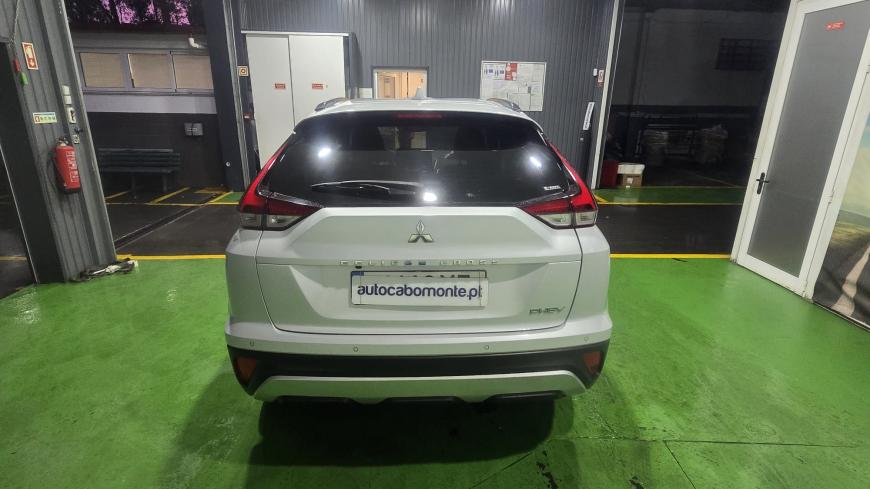 Mitsubishi Eclipse Cross 2.4 PHEV Plug - in - Auto Cabomonte Compra e Venda de Salvados