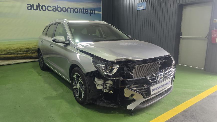 Hyundai I30 SW 1.0 T-GDi - Auto Cabomonte Compra e Venda de Salvados