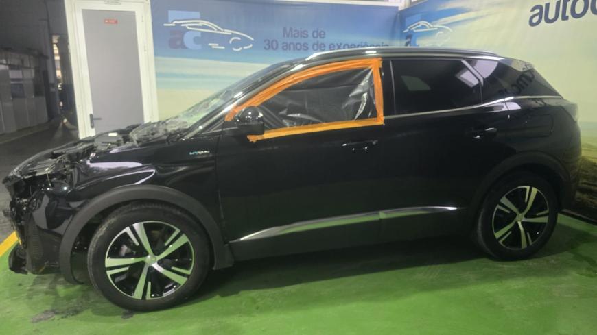 Peugeot 3008 1.6 Hybrid  - Auto Cabomonte Compra e Venda de Salvados