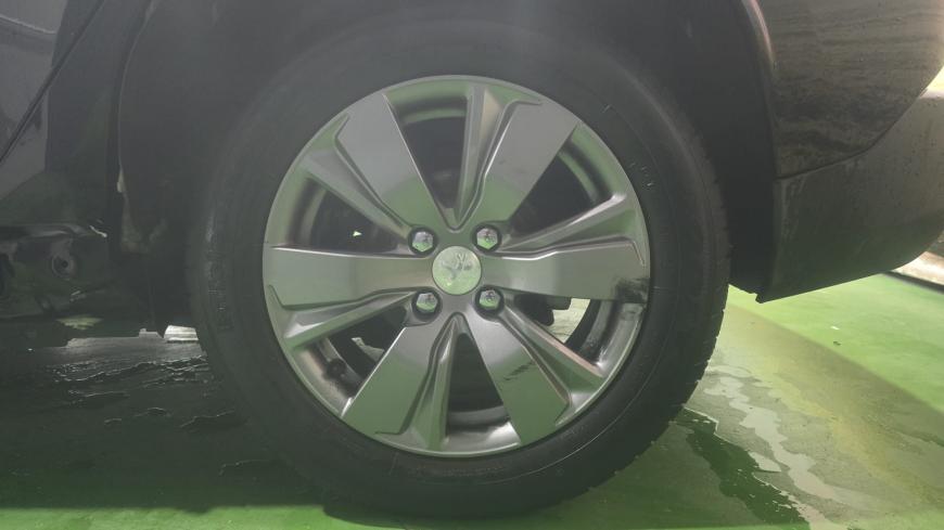 Peugeot 2008 1.2 Puretech Style - Auto Cabomonte Compra e Venda de Salvados