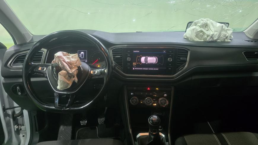 Volkswagen T-Roc 1.0 TSI - Auto Cabomonte Compra e Venda de Salvados