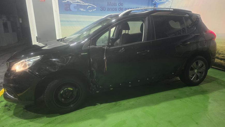 Peugeot 2008 1.2 Puretech Style - Auto Cabomonte Compra e Venda de Salvados