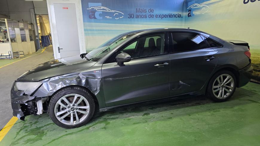 Audi A3 Limousine 30 TSFI  S-Line - Auto Cabomonte Compra e Venda de Salvados