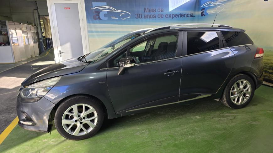 Renault Clio ST 0.9 TCe - Auto Cabomonte Compra e Venda de Salvados