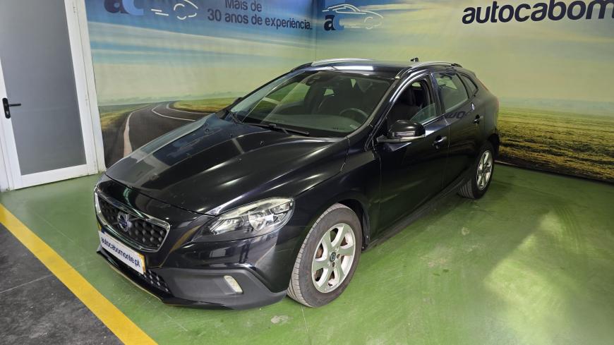 Volvo V40 Cross Country 1.6D - Auto Cabomonte Compra e Venda de Salvados