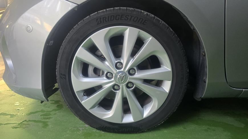 Toyota Auris 1.8 HSD - Auto Cabomonte Compra e Venda de Salvados