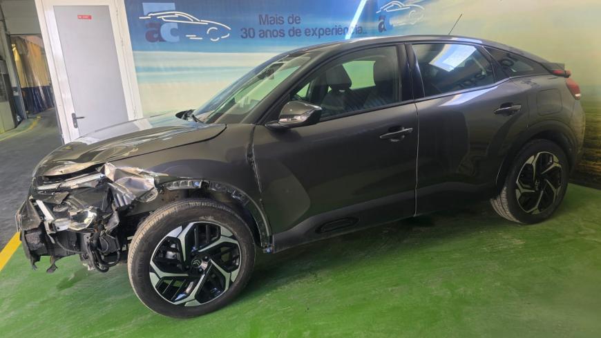 Citroen C4 1.2 PureTech - Auto Cabomonte Compra e Venda de Salvados