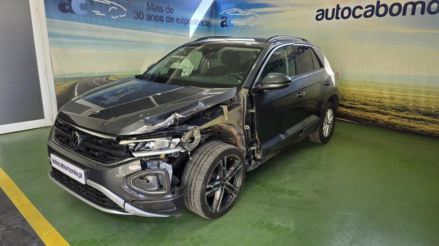 Volkswagen T-Roc 1.0 TSI - Auto Cabomonte Compra e Venda de Salvados