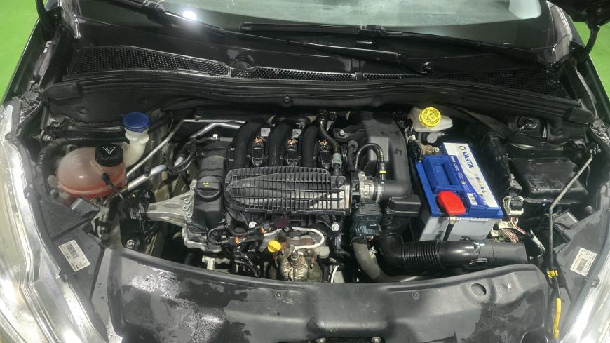 Peugeot 208 1.0 VTi - Auto Cabomonte Compra e Venda de Salvados