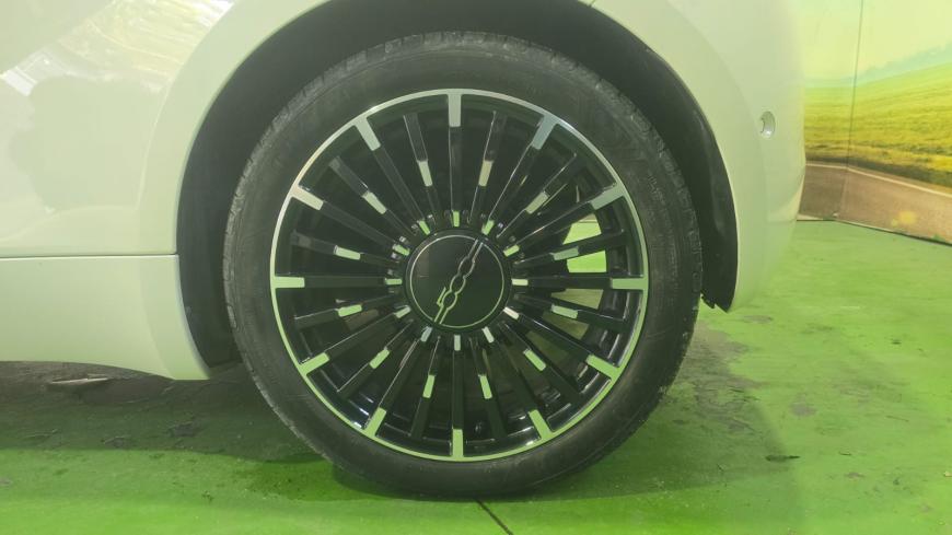 Fiat 500e La Prima 42Kwh - Auto Cabomonte Compra e Venda de Salvados