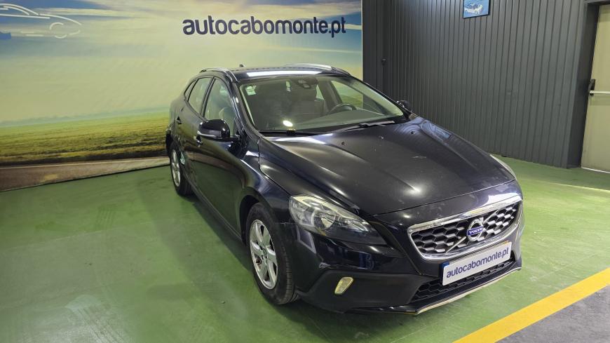 Volvo V40 Cross Country 1.6D - Auto Cabomonte Compra e Venda de Salvados