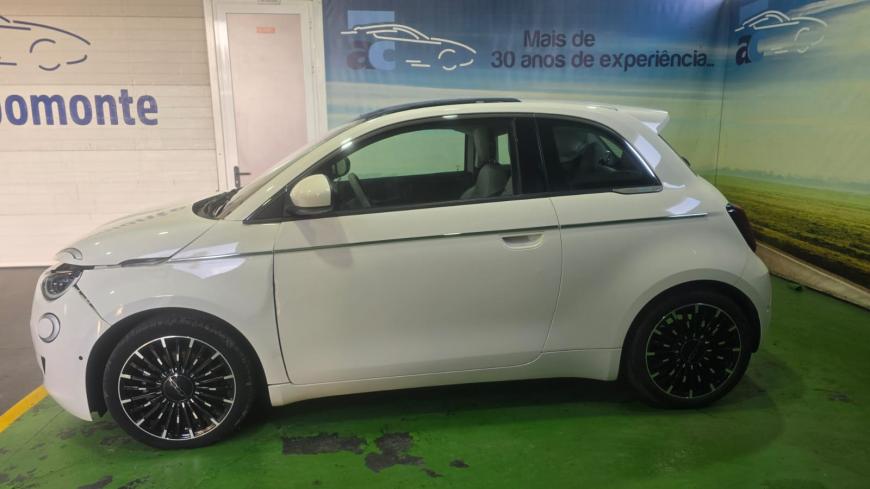 Fiat 500e La Prima 42Kwh - Auto Cabomonte Compra e Venda de Salvados
