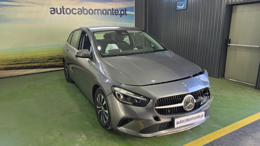 Mercedes - Benz B 180 CDI - Auto Cabomonte Compra e Venda de Salvados