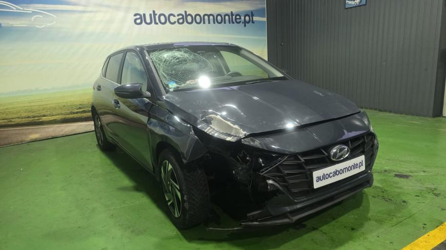 Hyundai I20 1.2 Confort - Auto Cabomonte Compra e Venda de Salvados