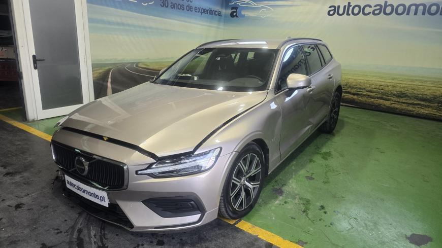 Volvo V60 2.0 B4 Essential Auto  - Auto Cabomonte Compra e Venda de Salvados