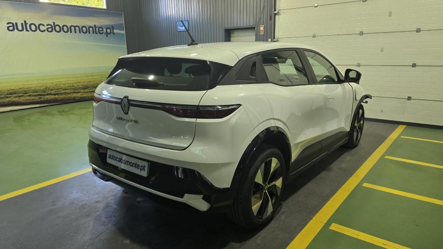Renault Megane E-Tech EV60 - Auto Cabomonte Compra e Venda de Salvados