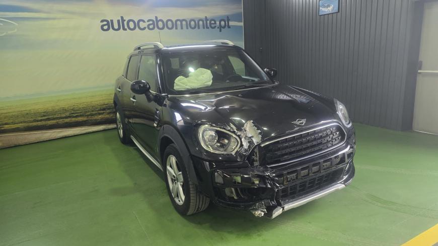 Mini Countryman 1.5 D - Auto Cabomonte Compra e Venda de Salvados