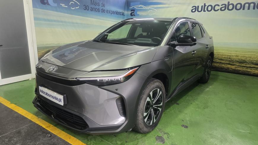 Toyota bZ4X 71,4 Kwh - Auto Cabomonte Compra e Venda de Salvados