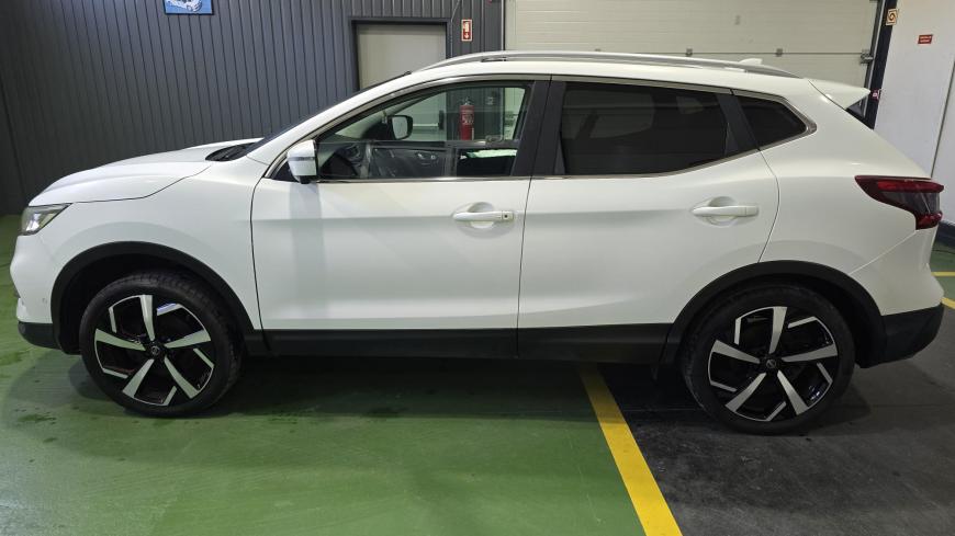 Nissan Qashqai 1.3 N-Connect - Auto Cabomonte Compra e Venda de Salvados