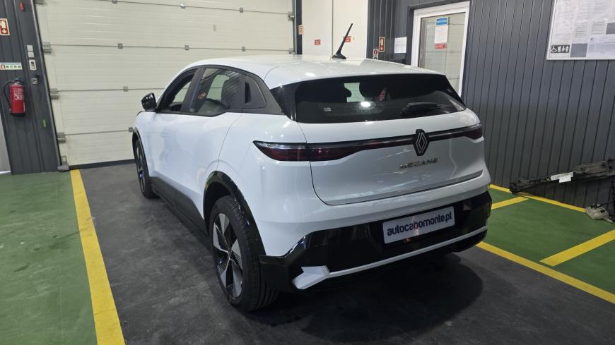 Renault Megane E-Tech EV60 - Auto Cabomonte Compra e Venda de Salvados