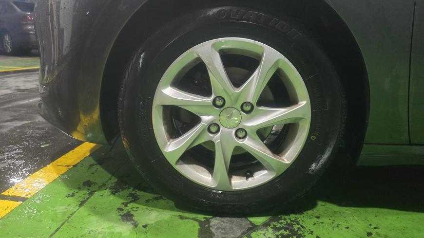 Peugeot 208 1.0 VTi - Auto Cabomonte Compra e Venda de Salvados