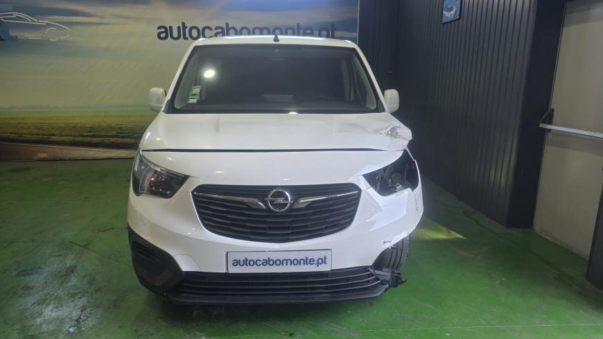 Opel Combo 1.5 CDTI  - Auto Cabomonte Compra e Venda de Salvados