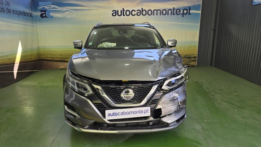 Nissan Qashqai 1.5 DCI Cx Aut. - Auto Cabomonte Compra e Venda de Salvados