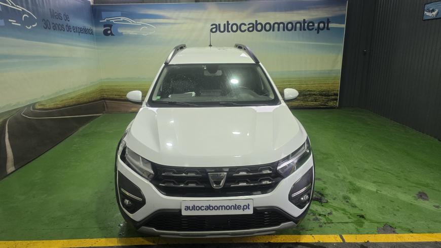Dacia Jogger 1.0  Bi-Fuel 7 lugares - Auto Cabomonte Compra e Venda de Salvados