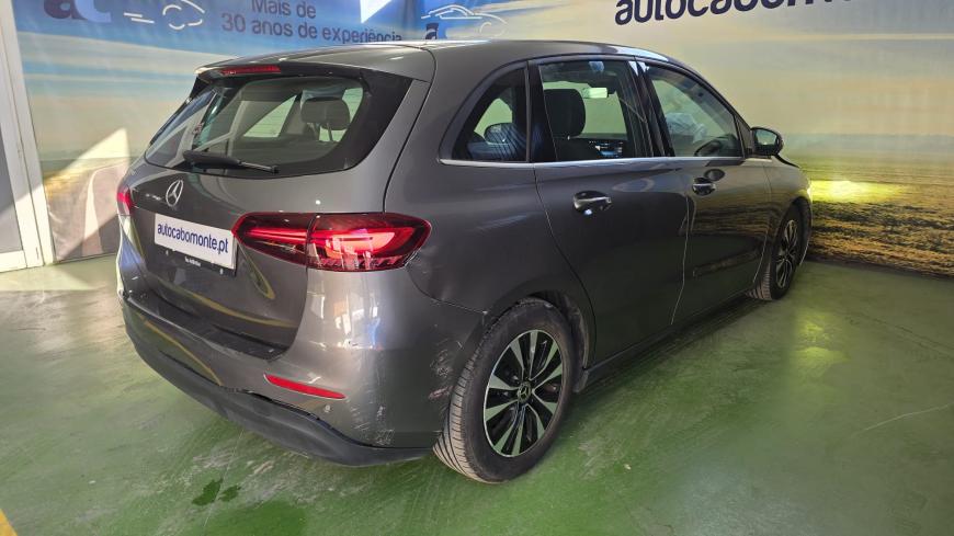 Mercedes - Benz B 180 CDI - Auto Cabomonte Compra e Venda de Salvados