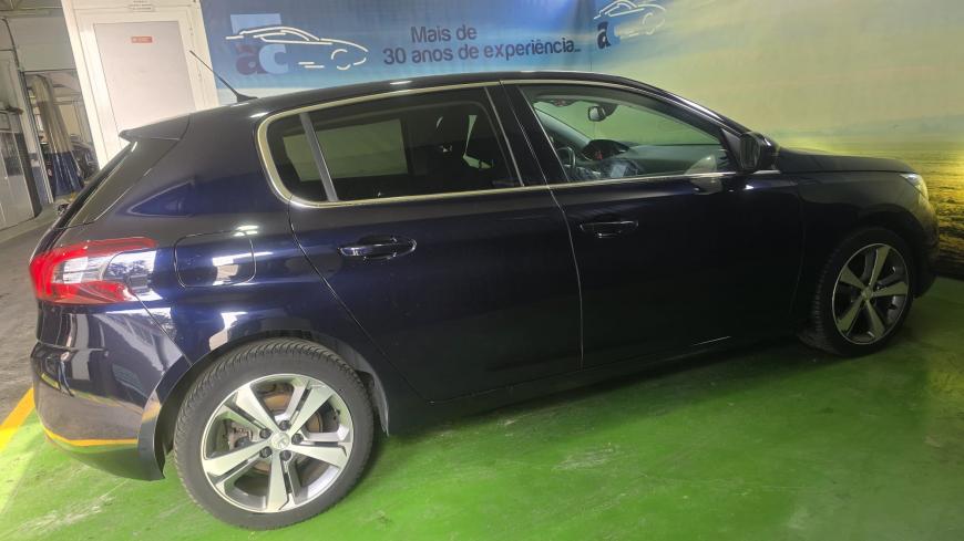 Peugeot 308 1.2 Allure - Auto Cabomonte Compra e Venda de Salvados