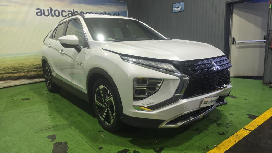 Mitsubishi Eclipse Cross 2.4 PHEV Plug - in - Auto Cabomonte Compra e Venda de Salvados