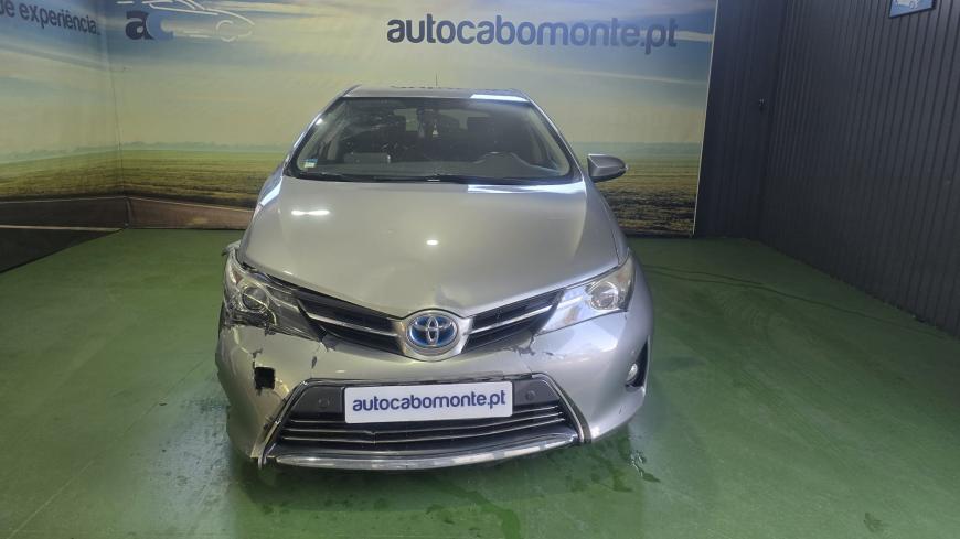 Toyota Auris 1.8 HSD - Auto Cabomonte Compra e Venda de Salvados