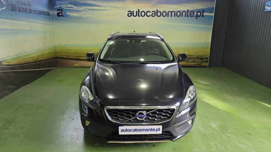 Volvo V40 Cross Country 1.6D - Auto Cabomonte Compra e Venda de Salvados