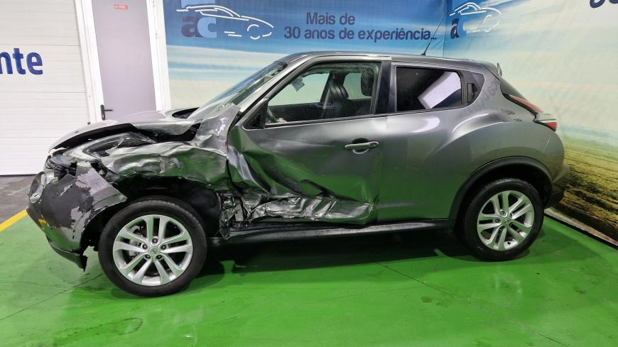 Nissan Juke 1.2 Tekna - Auto Cabomonte Compra e Venda de Salvados