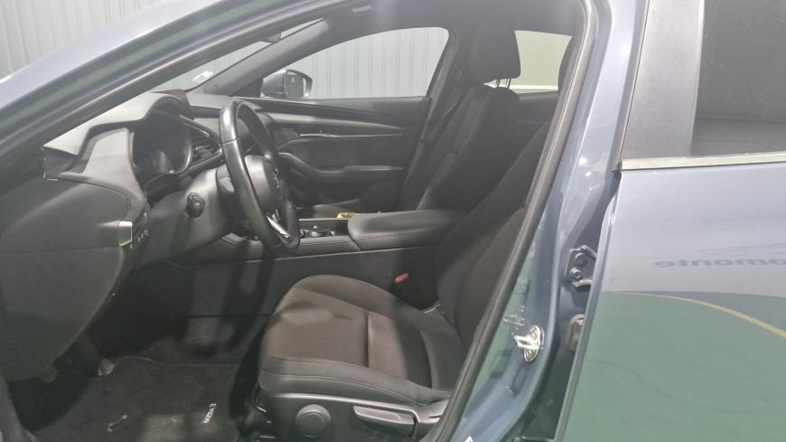Mazda 3 2.0 Skyactiv - G Hibrido/Gasolina - Auto Cabomonte Compra e Venda de Salvados