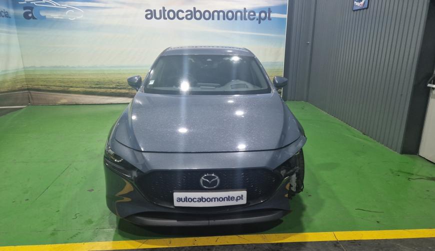 Mazda 3 2.0 Skyactiv - G Hibrido/Gasolina - Auto Cabomonte Compra e Venda de Salvados