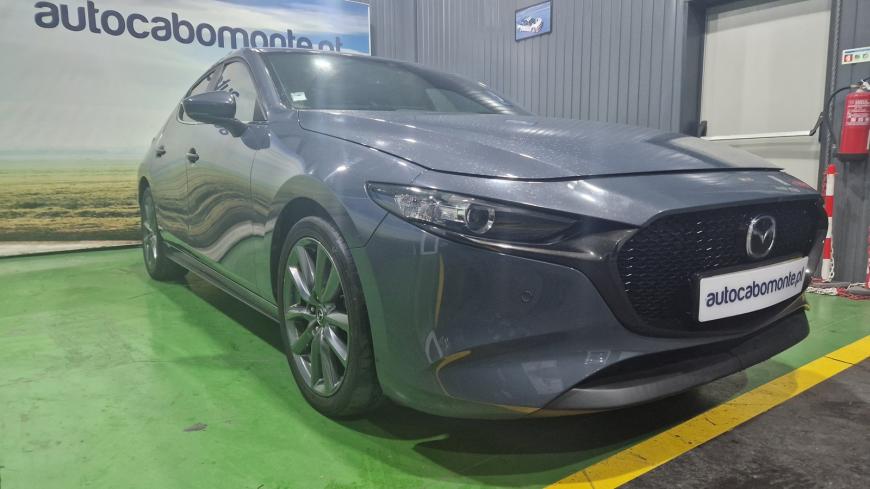 Mazda 3 2.0 Skyactiv - G Hibrido/Gasolina - Auto Cabomonte Compra e Venda de Salvados