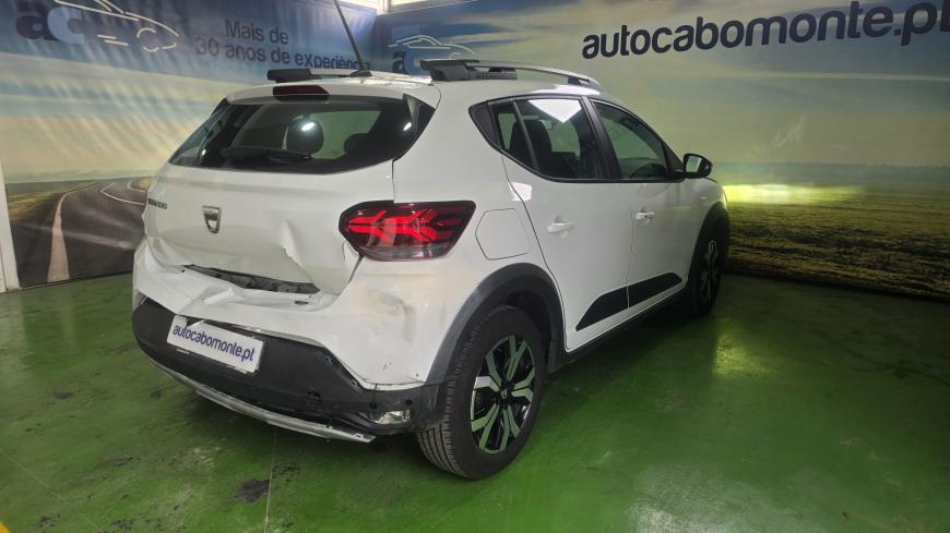 Dacia Sandero Stepway 1.0 TCE - Auto Cabomonte Compra e Venda de Salvados
